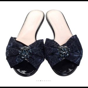 Women’s Oscar De La Renta Slides-NWOT